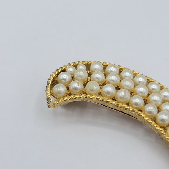 Lady Ellen Faux Pearl Pin Curl Hair Clip - 1960s Vintage Gold-Tone - Picture 3 of 9